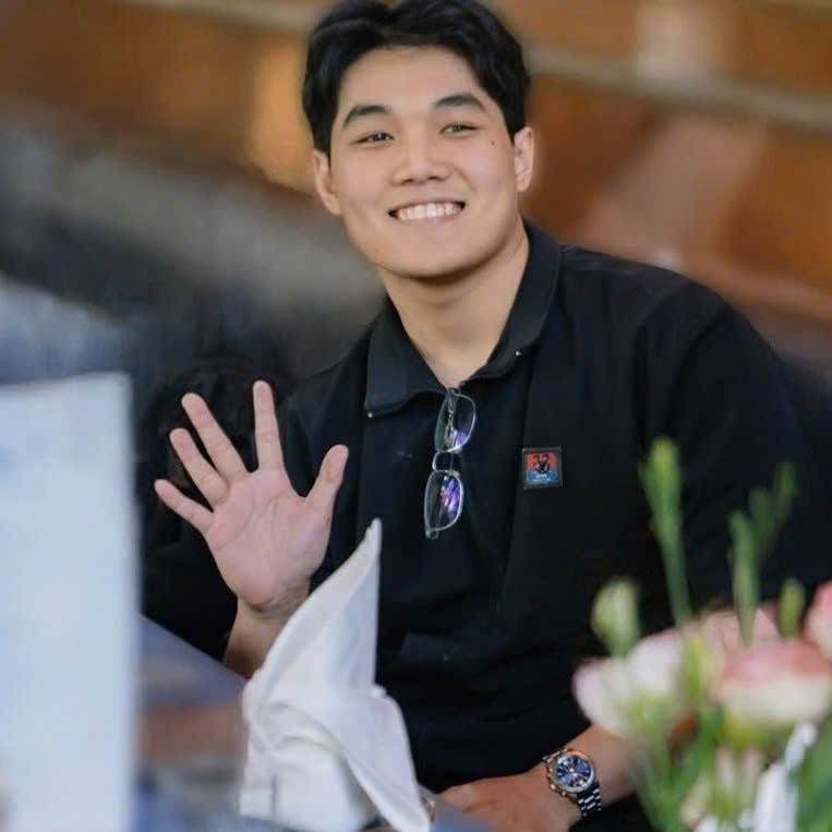 z7223477822856_82c99c98a6156f2b0eda8694a261adb0